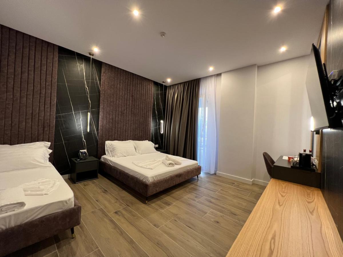 Hotell Domus & Shëngjin
