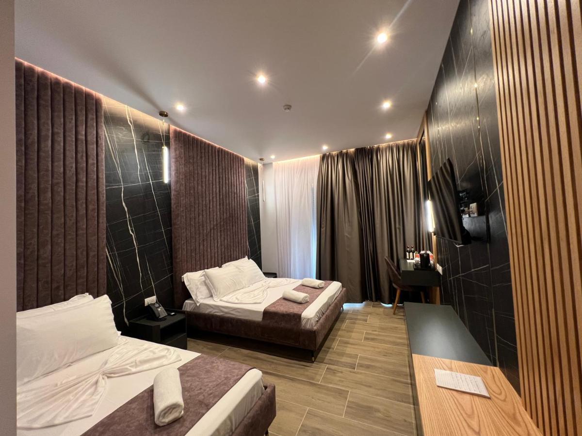 Domus & Hotell Shëngjin